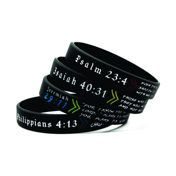 Pulseira de silicone com gravação em baixo relevo