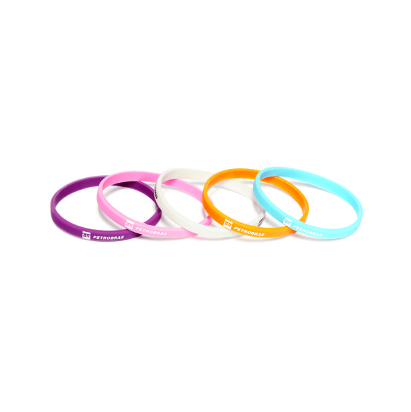 Pulseira de silicone fininha e multicolorida