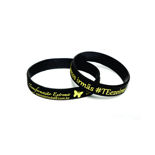 Pulseira de silicone com gravação em alto relevo
